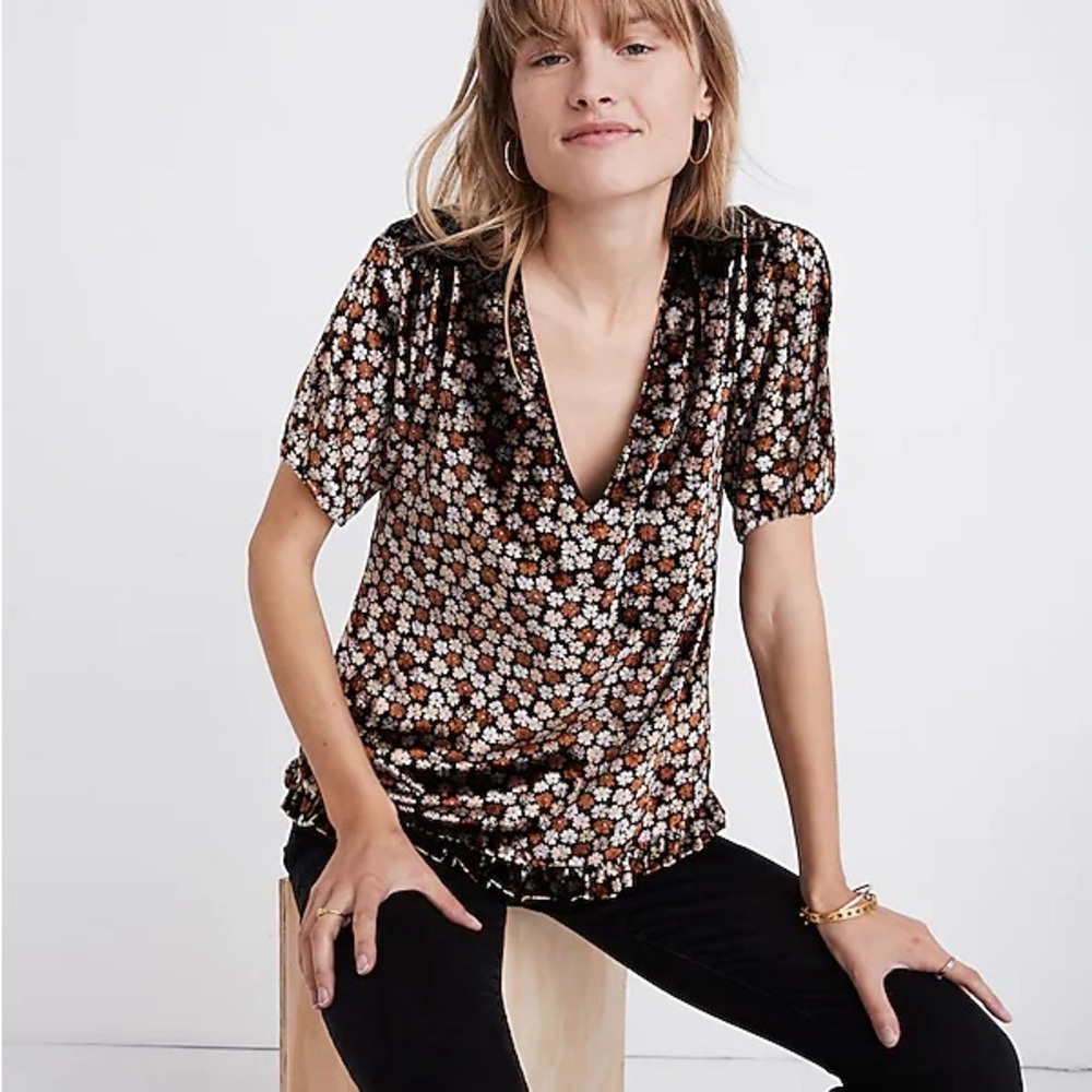 Madewell Velvet Tulip-Sleeve Ruffle Top in Petite Blooms